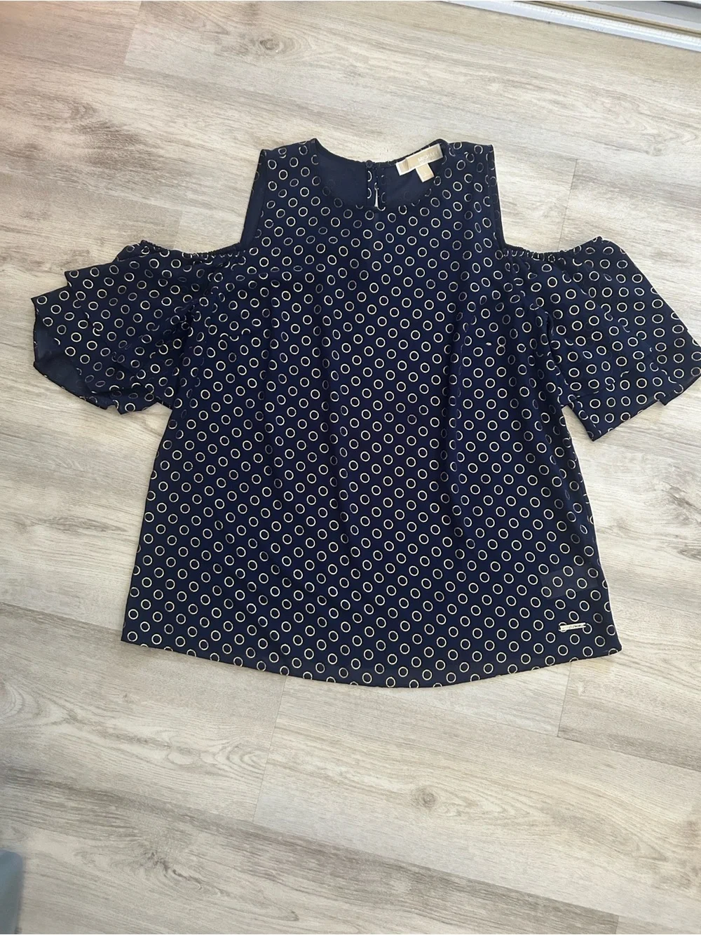 Michael Kors Navy Gold Cold-Shoulder Blouse Large